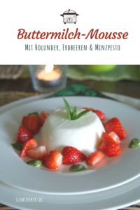 Rezept für Buttermilch-Mousse mit Erdbeeren