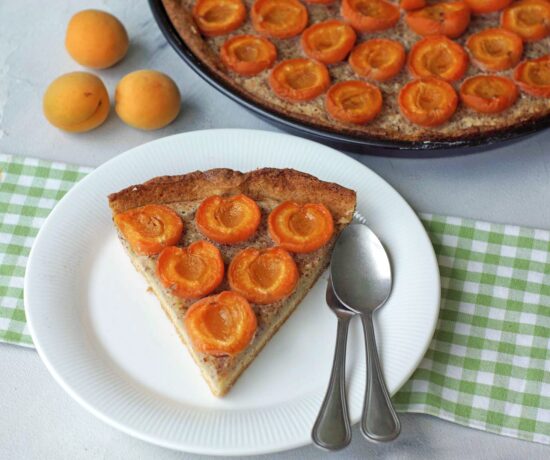 Rezept für feine Aprikosentarte mit Mandelcreme