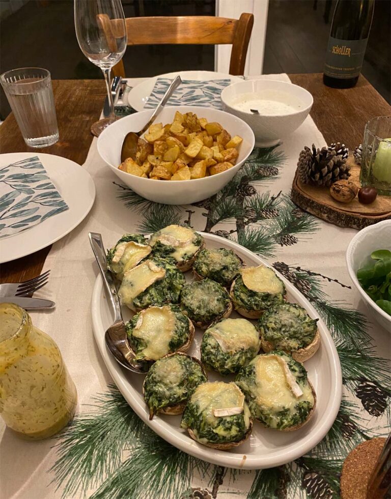 Aus dem Backofen: Gefüllte Pilze mit Spinat (vegetarisch)