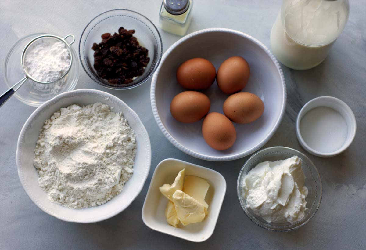 Zutaten für Quarkschmarrn für viele aus dem Backofen